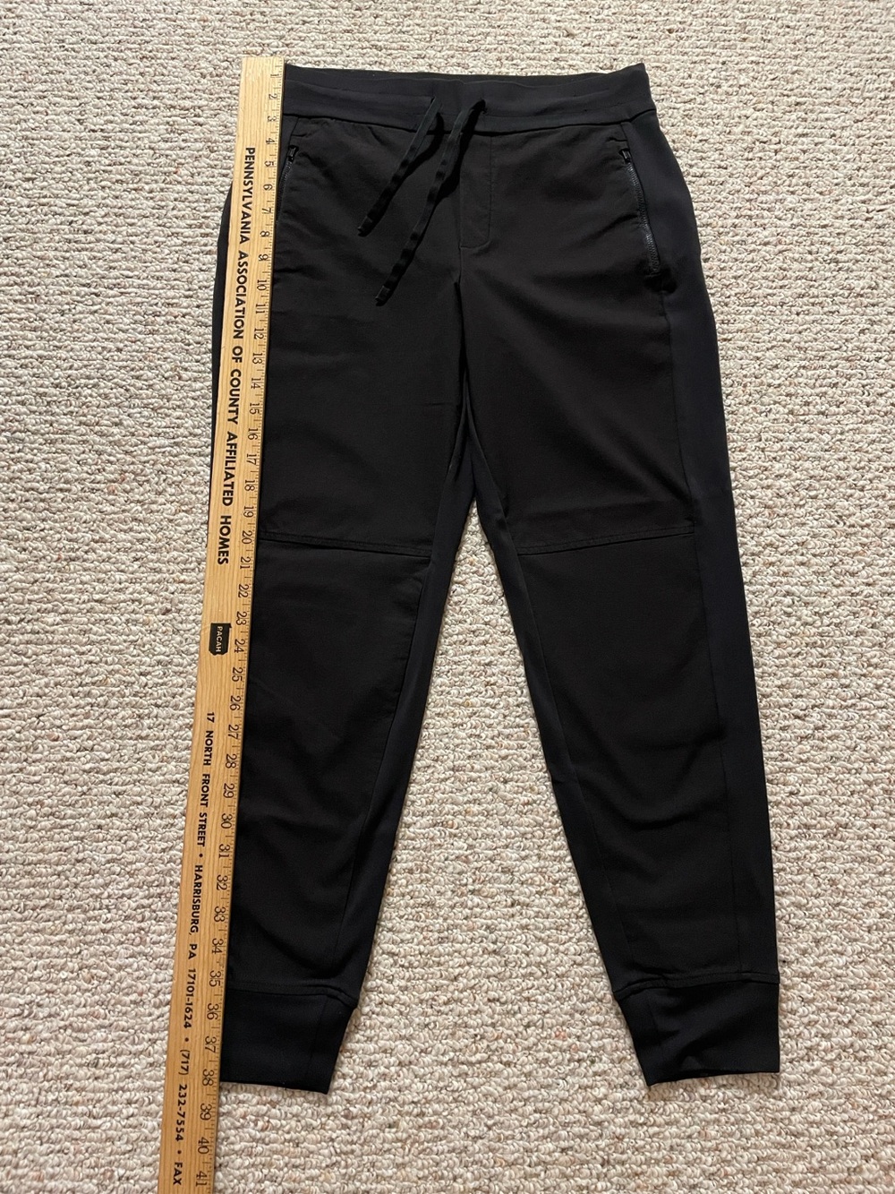 Athleta trek joggers, black, front slit zip pockets, size 8, NWOT
